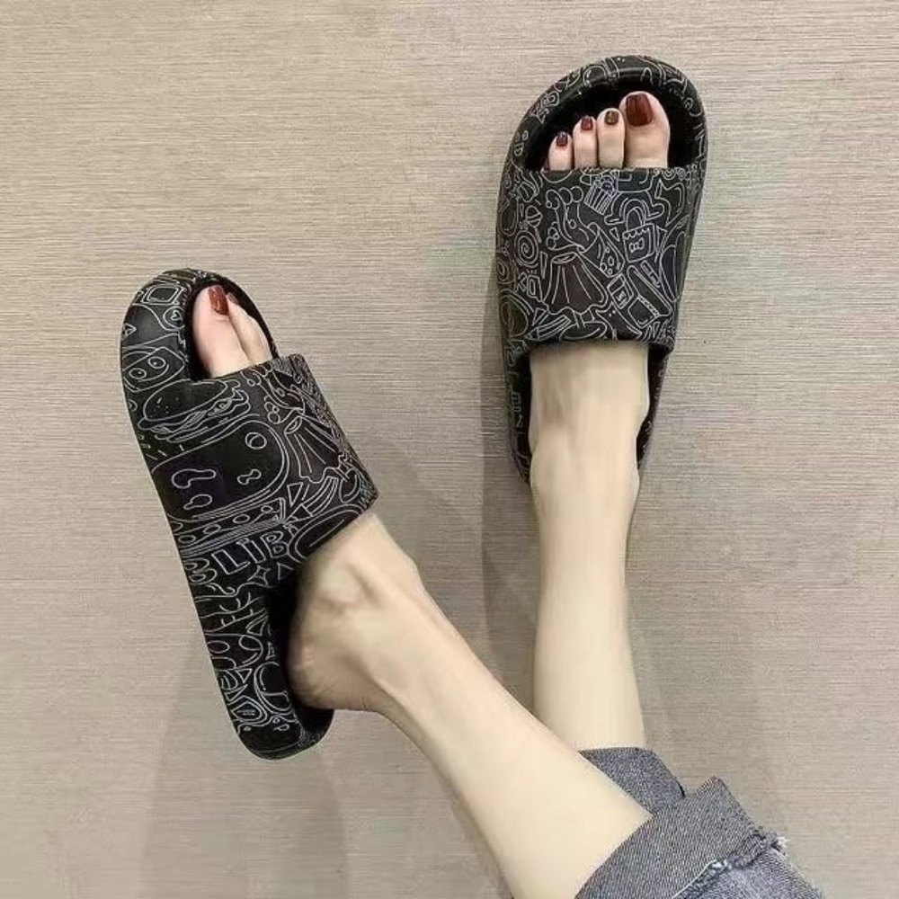 Slippers women summer outside wear 2022 new non-slip fairy style French thick bo